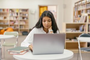 How to Write a College Application Essay
